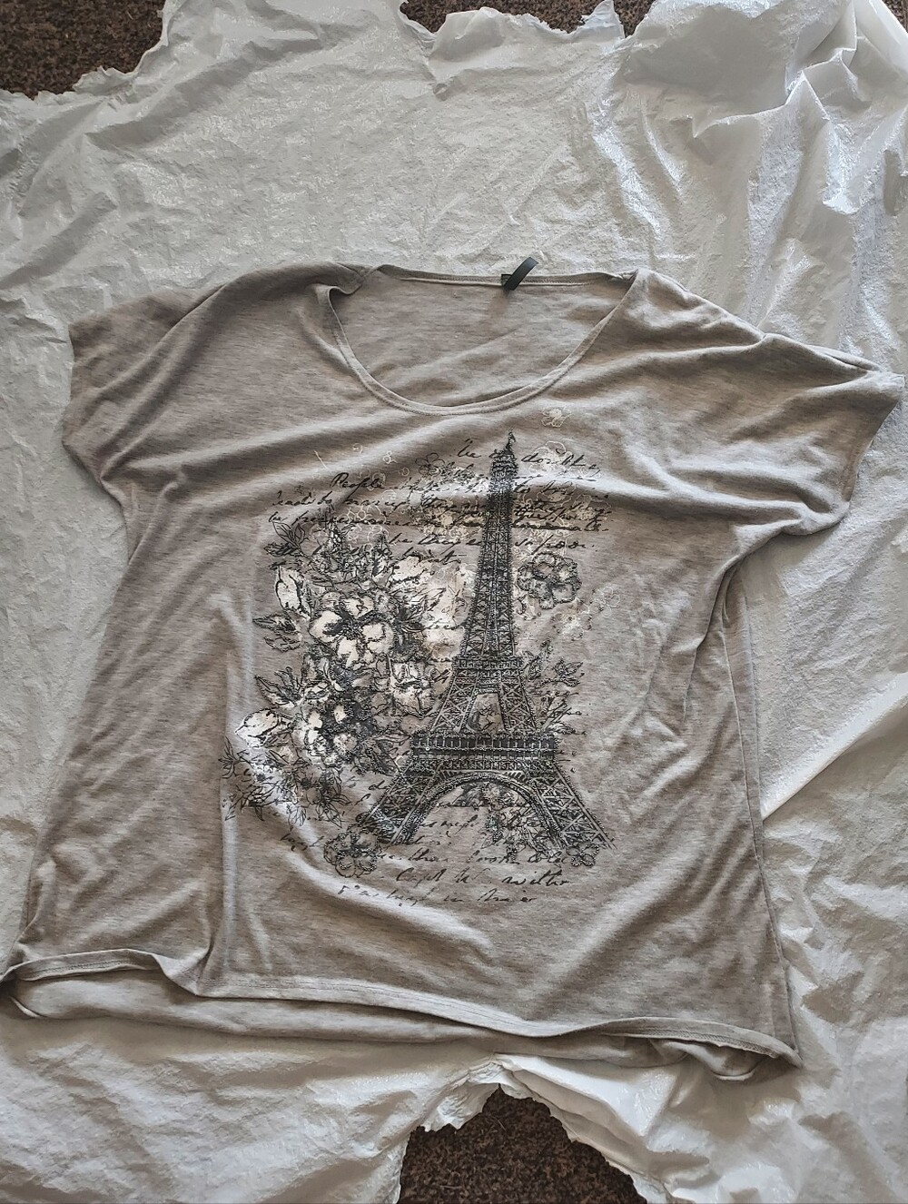 Women's Light Gray Eiffel Tower Short Sleeve Tee